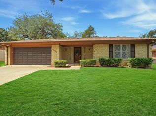 2403 Caprice Ave, Denison, TX 75020