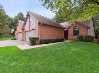 948 Rosewood Ct #78, Brighton, MI