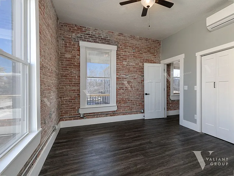 806 South Ave — Photo 37