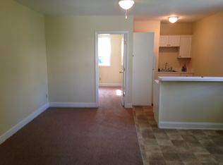 1079 Foxon Rd, North Branford, CT 06471