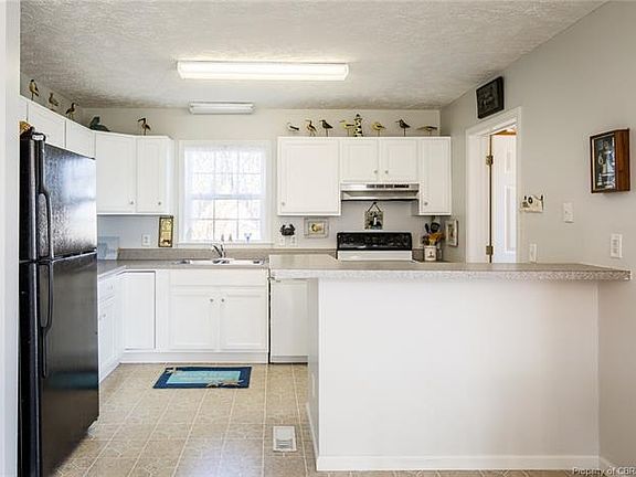 5th image of 213 Potomac Dr