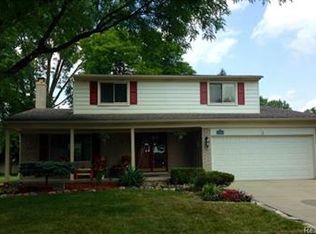 1885 Hamman Dr, Troy, MI 48085