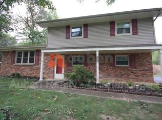 809 Gloria Ln, Hixson, TN 37343