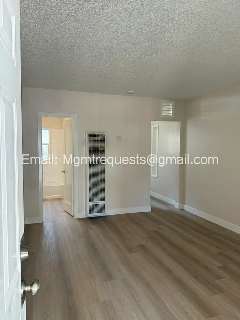 3848 Locust Street, Unit 3850 — Photo 1