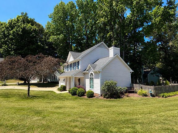3rd image of 12113 Townmeade Ct