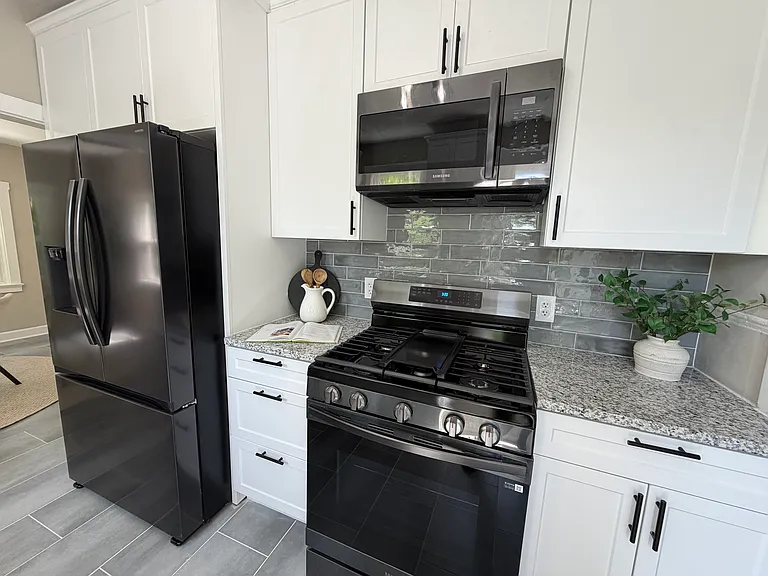 5726 Prentice Ave — Photo 28