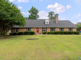 1412 Redbud St, Athens, AL 35611