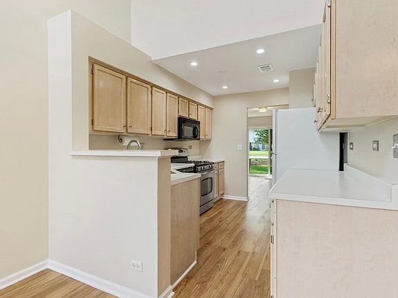 4th image of 1611 Mansfield Ct