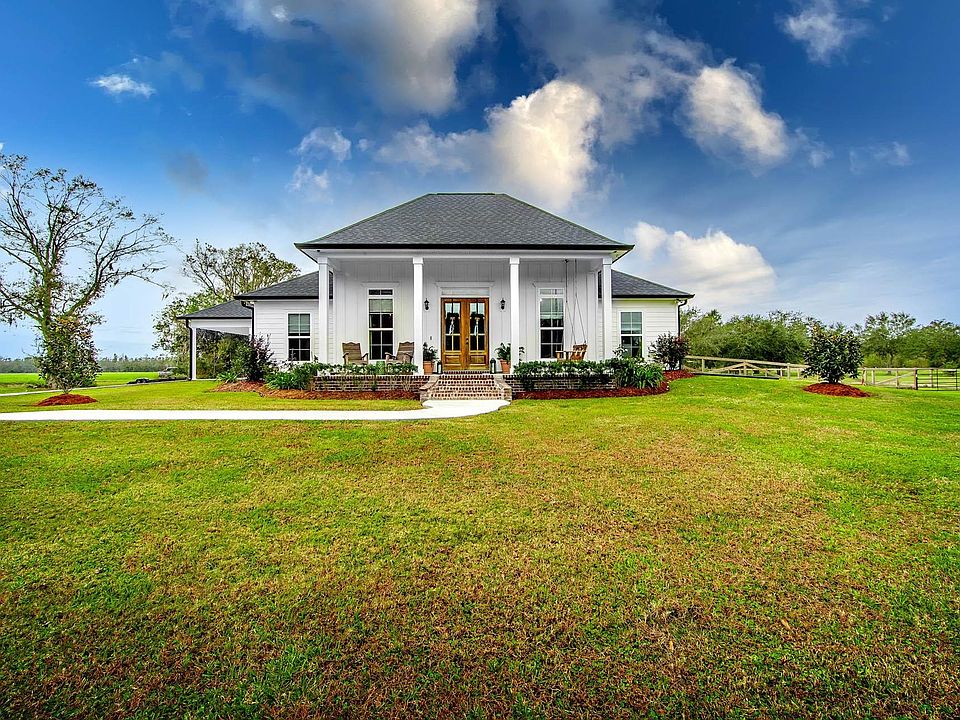 5913 Bayou Black Dr, Gibson, LA 70356 | Zillow