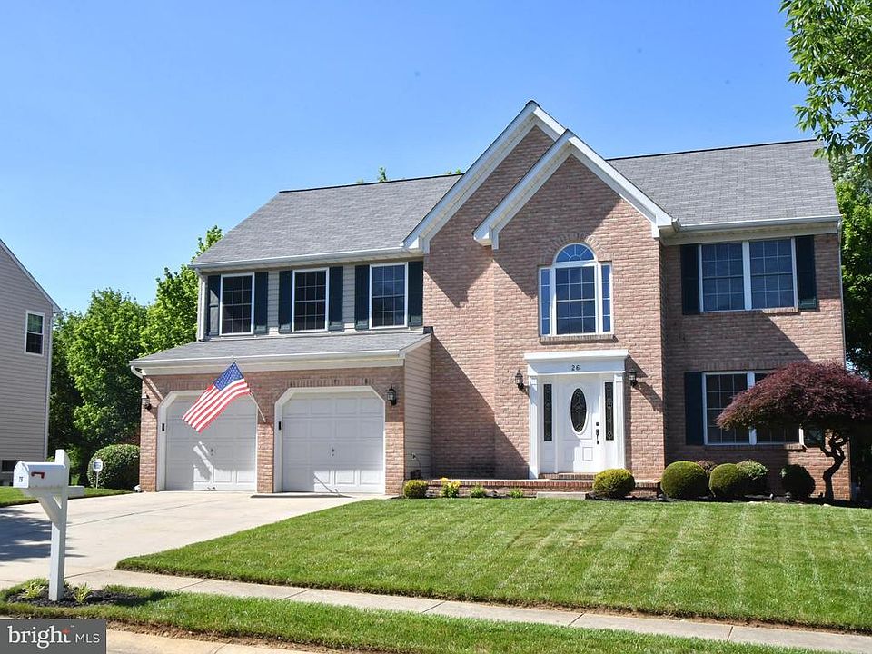 1st image of 26 N Forest Dr