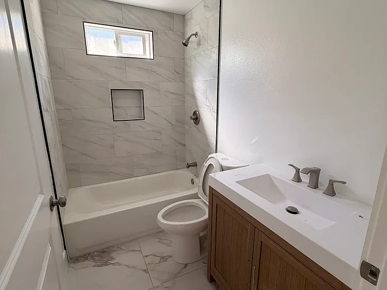 13406 Russell St #A — Photo 6