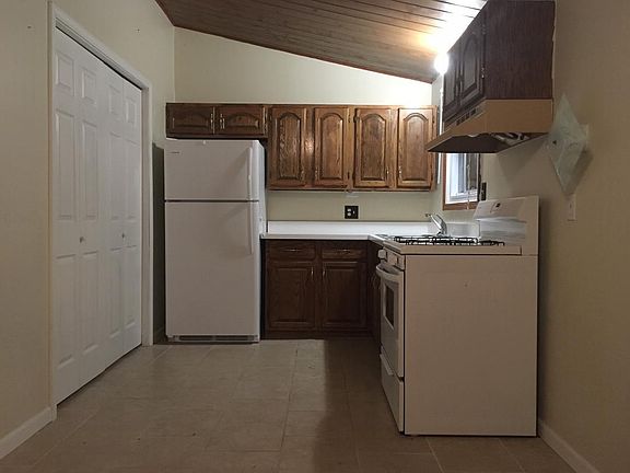 4th image of 56390 Eastlea Dr