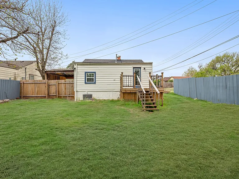 4012 S Hudson Ave — Photo 10