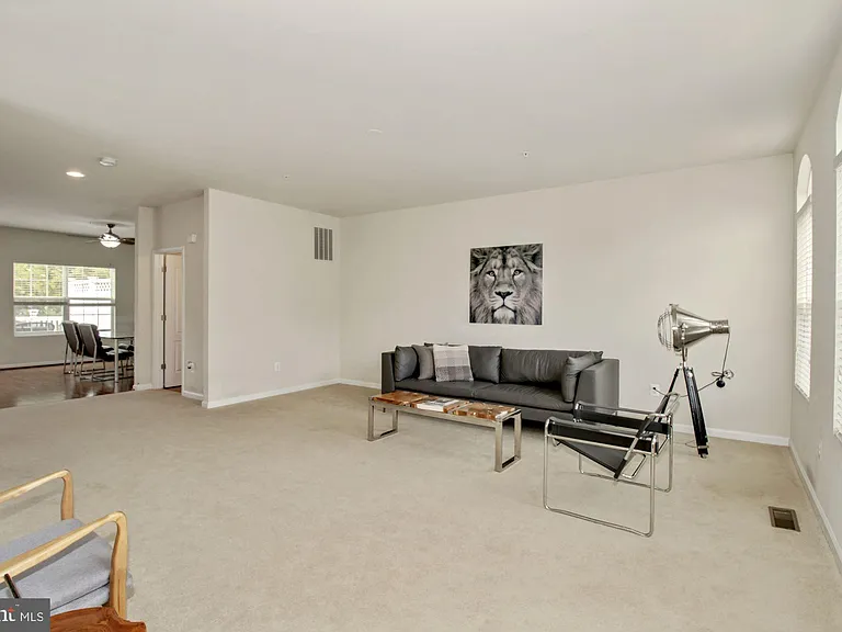 2221 Congresbury Pl — Photo 13