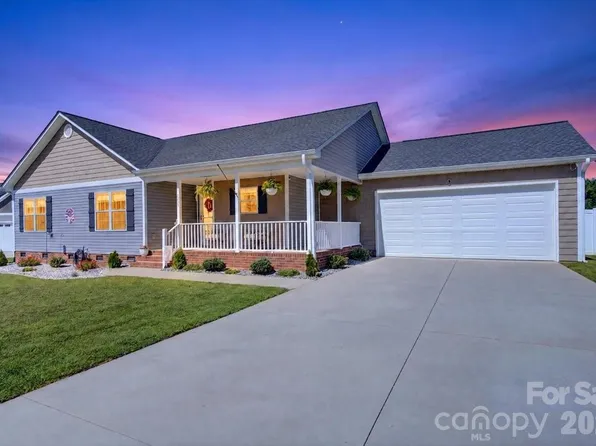 130 Portman Ln, Statesville, NC 28625