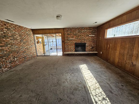 5th image of 1508 Rita Dr NE