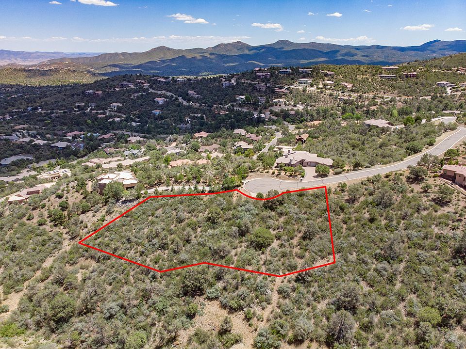 1st image of 440 Rockrimmon Cir