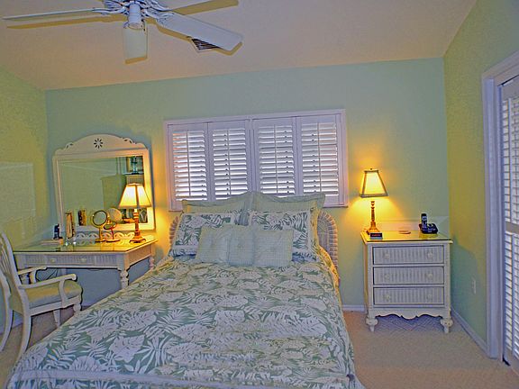 5th image of 1174 Delussan Ln