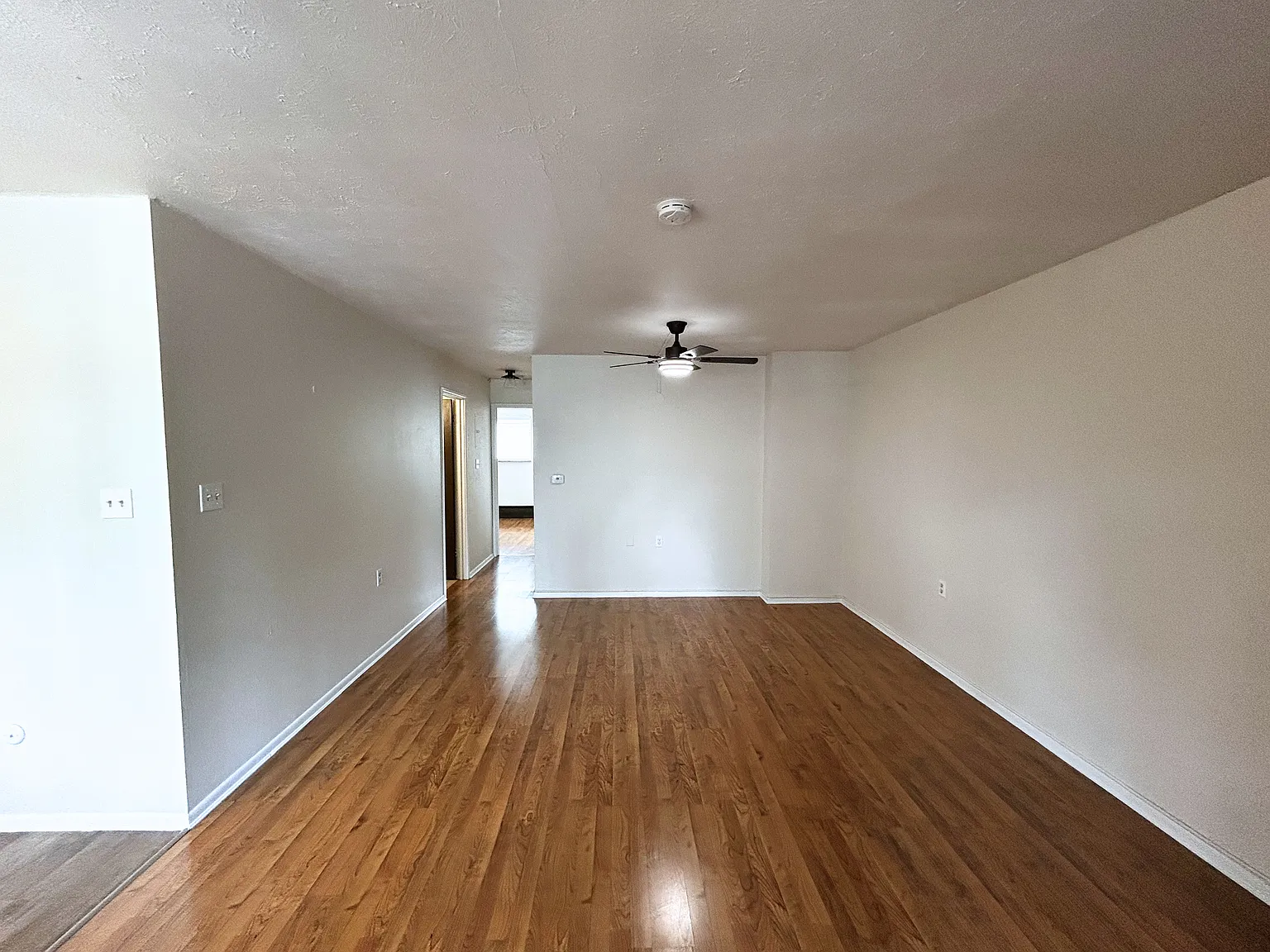2 bed, 764 sqft, $1,500 — Photo 2