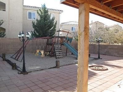 3rd image of 1408 Vista Monte Dr NE