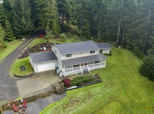 36808 Christians Ln, Astoria, OR 97103