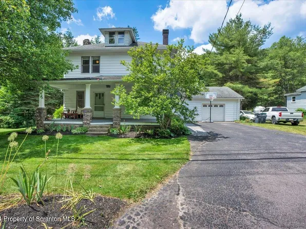 669 Main St, Gouldsboro, PA 18424