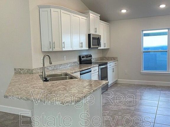 5th image of 11241 Misty Moss Dr