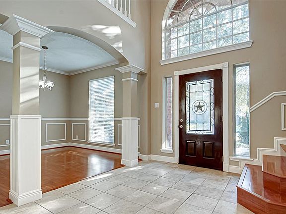 3rd image of 12830 Regal Pine Ln