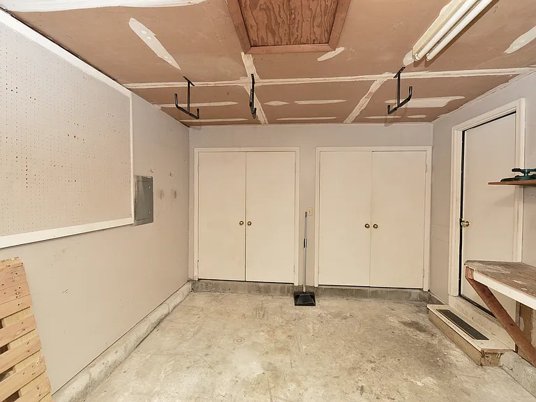 1548 Beachview Dr — Photo 30