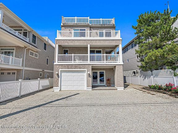 2nd image of 19 N 14th St