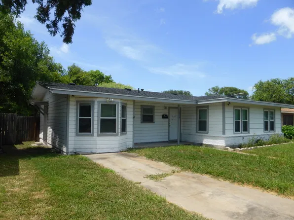 1310 E Fordyce Ave, Kingsville, TX 78363