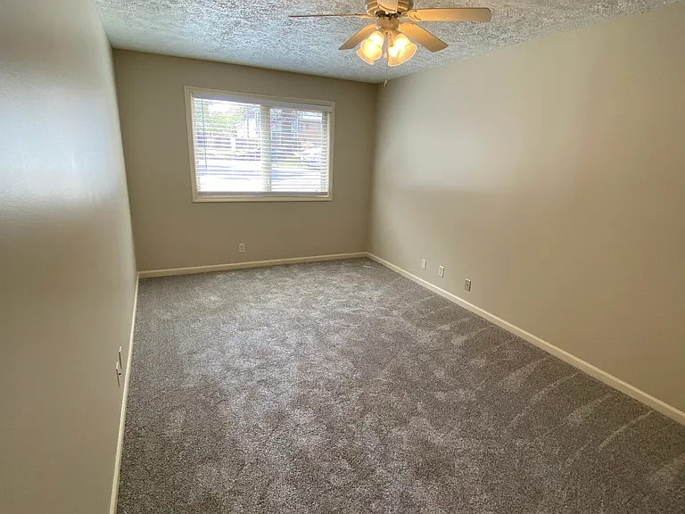 1520 D St #10 — Photo 5