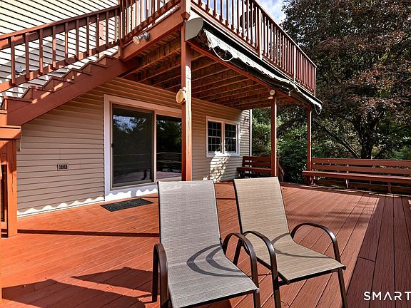 5th image of 90 Brook Hill Road