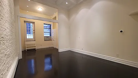 Rented by Julien Aractingi, LREB