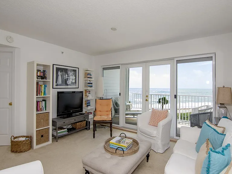 2700 Ocean Dr #403 — Photo 9