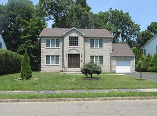 36-09 Lenox Dr, Fair Lawn, NJ 07410