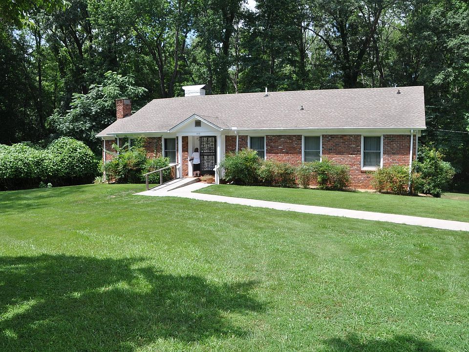 1st image of 140 Burnett Dr