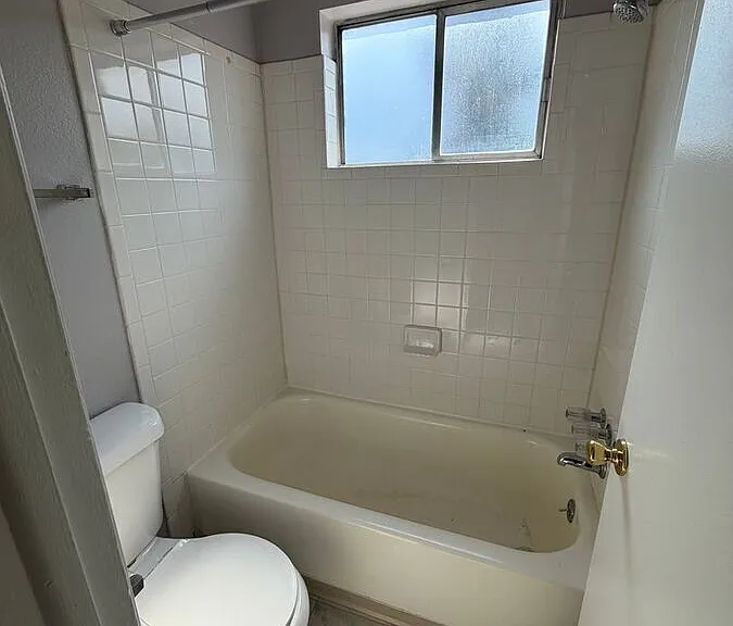 3333 Grant St #206 — Photo 5
