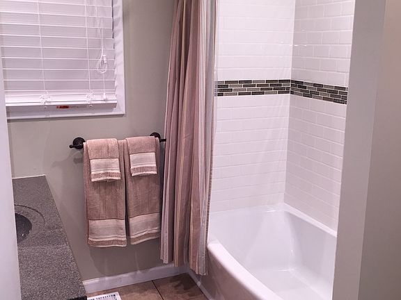 Newly renovated bathroom 