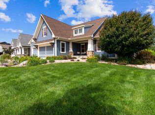 9914 8th St N, Lake Elmo, MN 55042