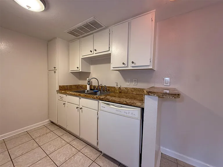 2250 Bering Dr #66 — Photo 11