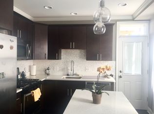 821 S Dean St, Baltimore, MD 21224