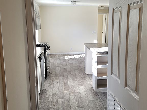 2nd image of 4359 Dogwood Blvd #1054