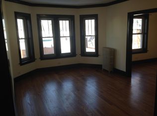 7438 Adams St #1F, Forest Park, IL 60130