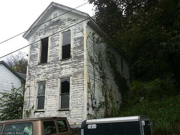 2nd image of 324 Warder Ave