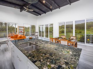 94-1669 Lewa Lani St, Naalehu, HI 96772