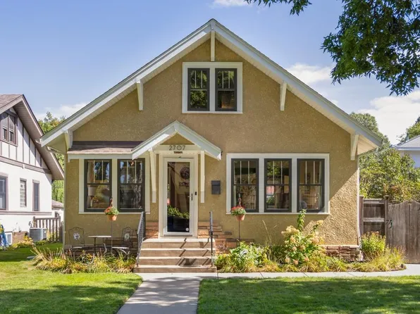 2707 Hayes St NE, Minneapolis, MN 55418