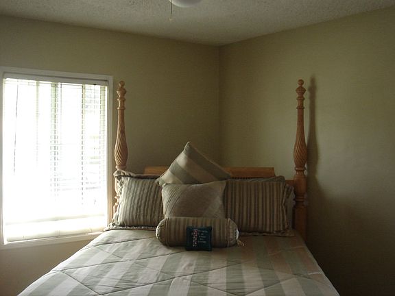 4th image of 8919 Coachman Ave