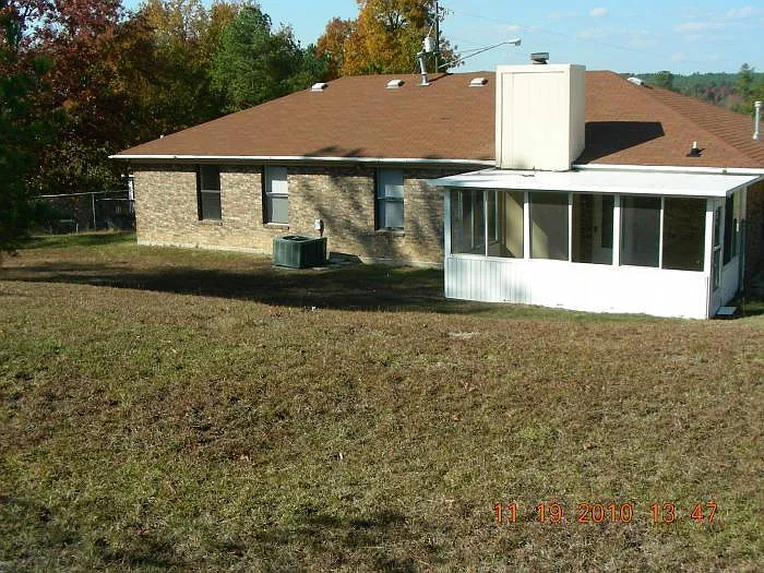 4 bed, 1484 sqft, $1,550 — Photo 1