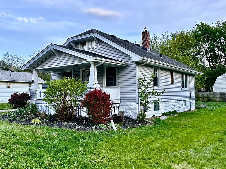 1237 E Johns Ave — Photo 1
